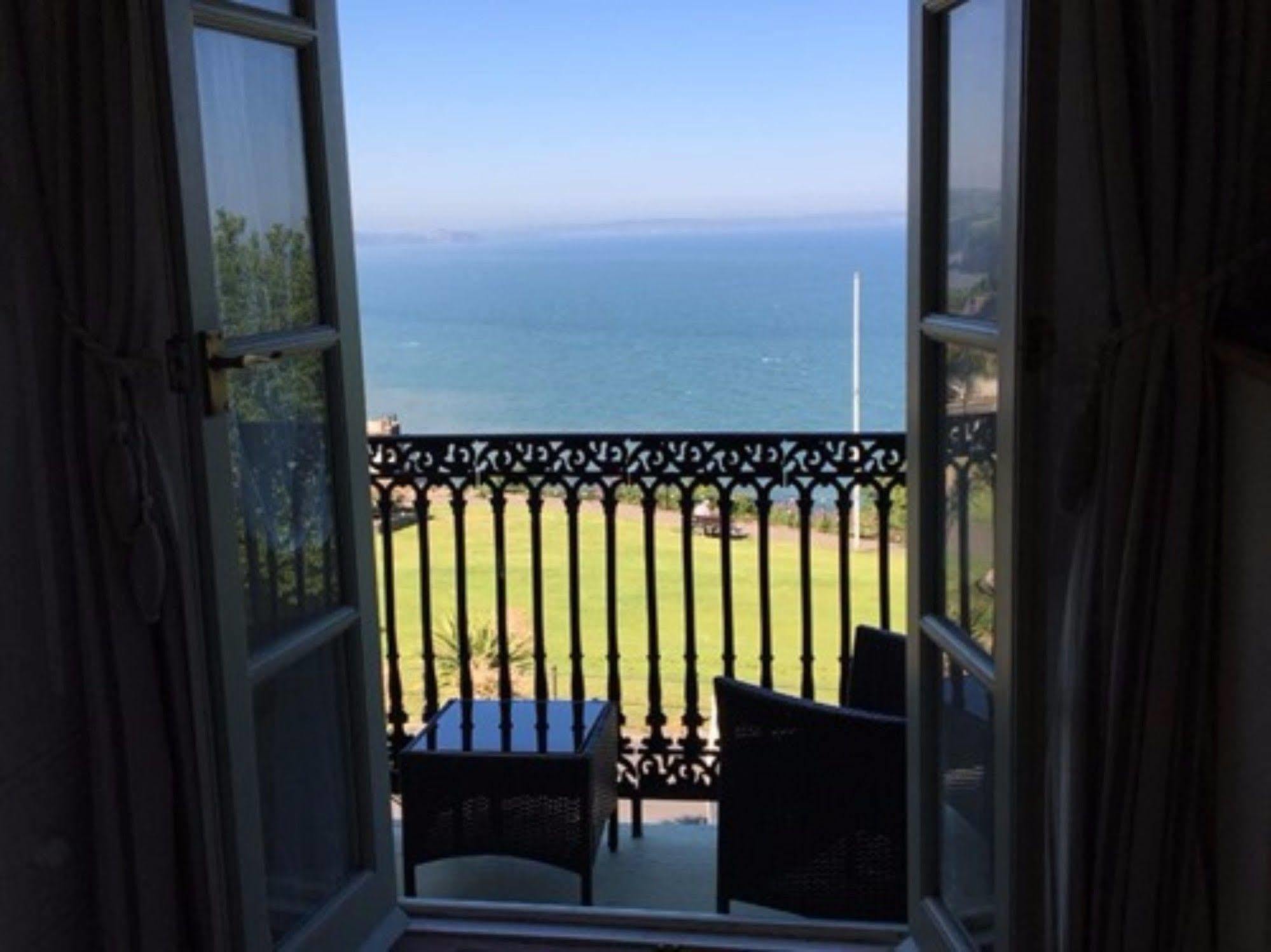 Headland View Boutique B&B Torquay Eksteriør billede